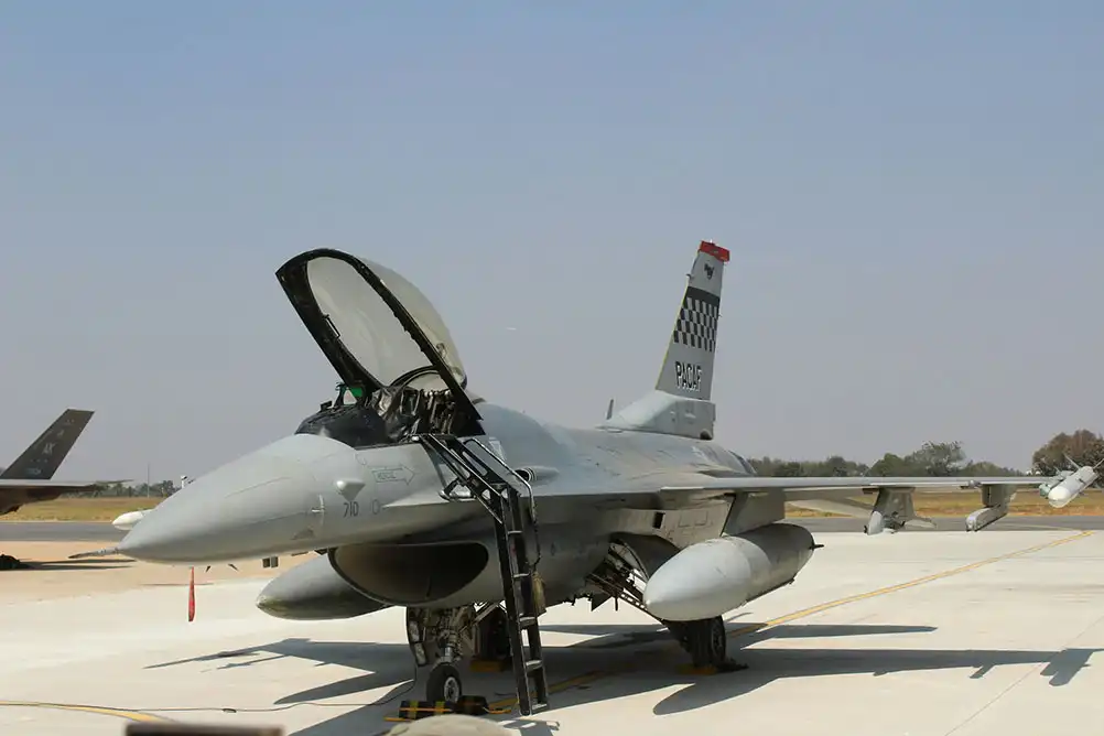 An F-16 fighter jet.